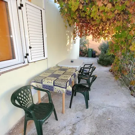 דירה With A Parking Space Povljana, Pag - 9353 פובליאנה